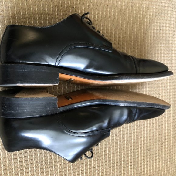 Gucci Men's Black Leather Oxford Shoes . - Picture 7 of 15